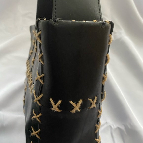 Italian Leather Handbag - Picture 6 of 15